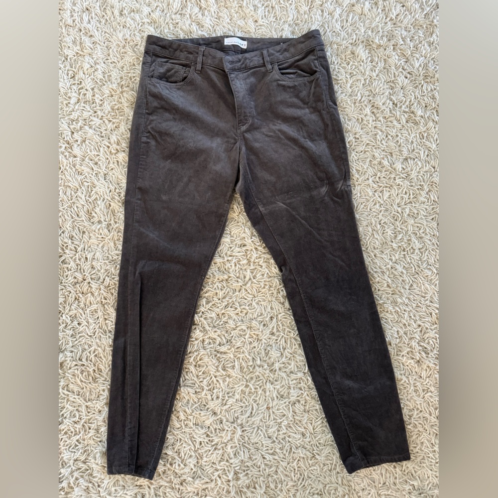 Loft Curvy Skinny Gray Corduroy Skinny Jeans. Size 10